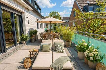 Haus Düsseldorf / Mörsenbroich Mörsenbroich - 12 Zimmer, 264 m&sup2;, 1.640.000&euro; | Angebot:26412352