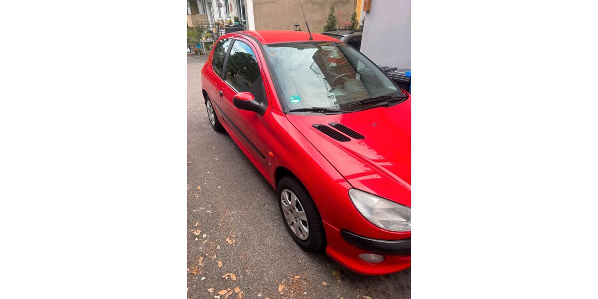 Peugeot 206 124.900 km 1.000 &euro; Essen 45326