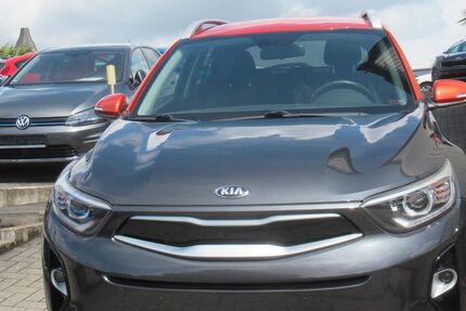 Kia Stonic 78.877 km 11.490 € Herne 44653