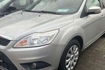 Ford Focus 94.000 km 2.999 &euro; Gelsenkirchen 45899