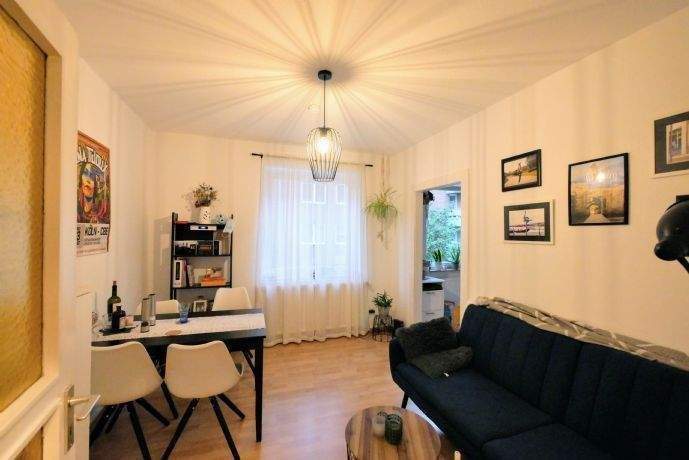 Etagenwohnung Düsseldorf Stadtmitte - 1 Zimmer, 50 m&sup2;, 700&euro; | Angebot:25278878