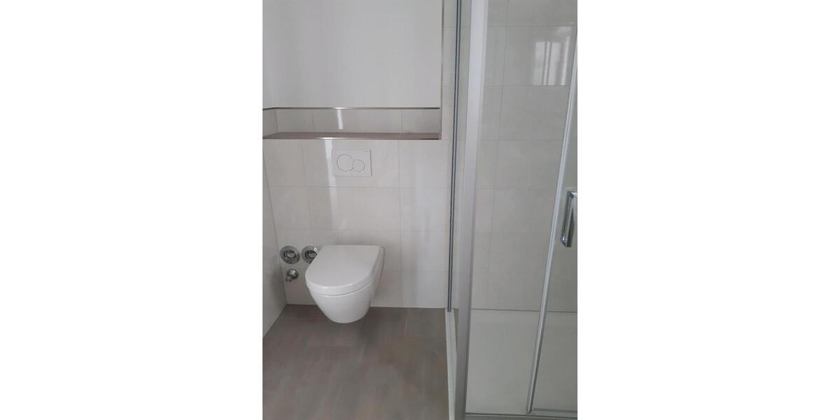 Etagenwohnung Bochum Eppendorf - 3 Zimmer, 100 m&sup2;, 1.750&euro; | Angebot:26323609