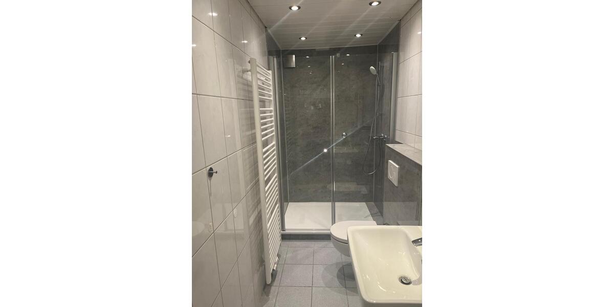 Dachgeschoßwohnung Oberhausen Rothebusch - 3.5 Zimmer, 80 m&sup2;, 640&euro; | Angebot:25394243