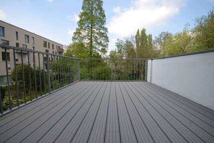 Wohnung Düsseldorf Niederkassel - 4 Zimmer, 116 m&sup2;, 2.146&euro; | Angebot:26347903