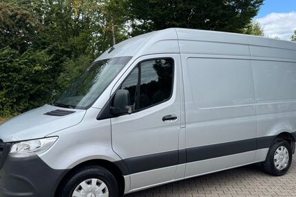 Mercedes-Benz Sprinter 180.000 km 23.400 € Mülheim an der Ruhr 45472