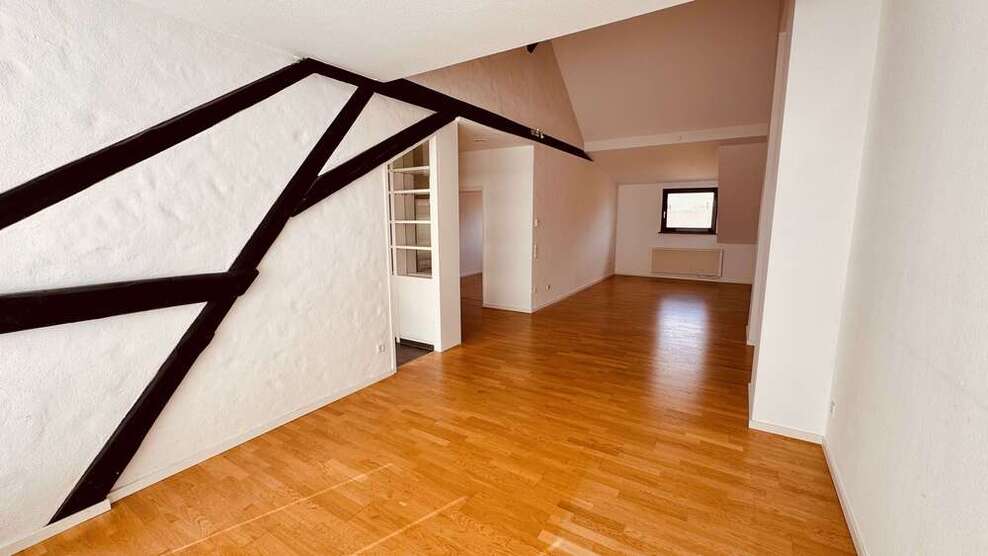 Wohnung zum Kaufen in Düsseldorf 365.000 € 76 m²