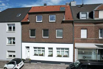 Haus Duisburg Rheinhausen - 10 Zimmer, 265 m&sup2;, 659.000&euro; | Angebot:25447366