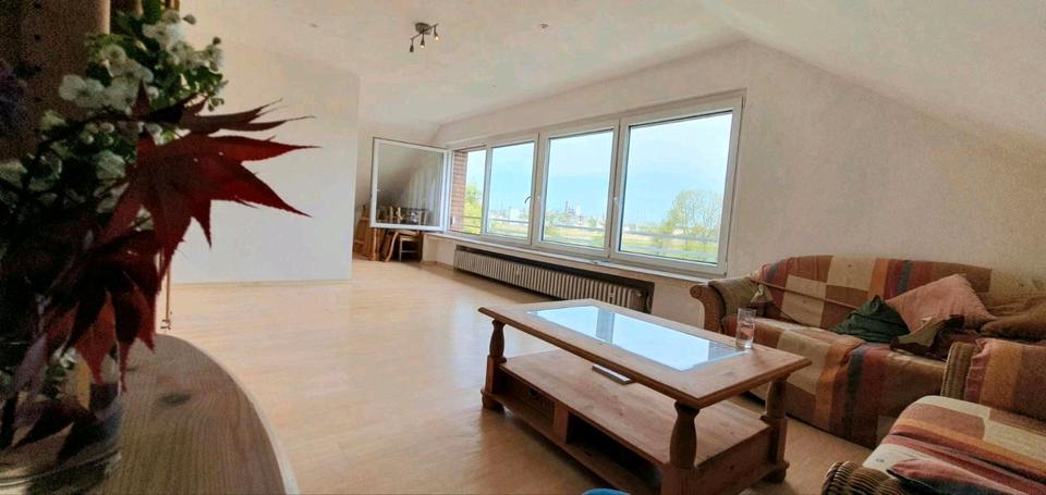 Dachgeschoßwohnung Oberhausen Schmachtendorf - 2 Zimmer, 70 m&sup2;, 1.000&euro; | Angebot:26372647