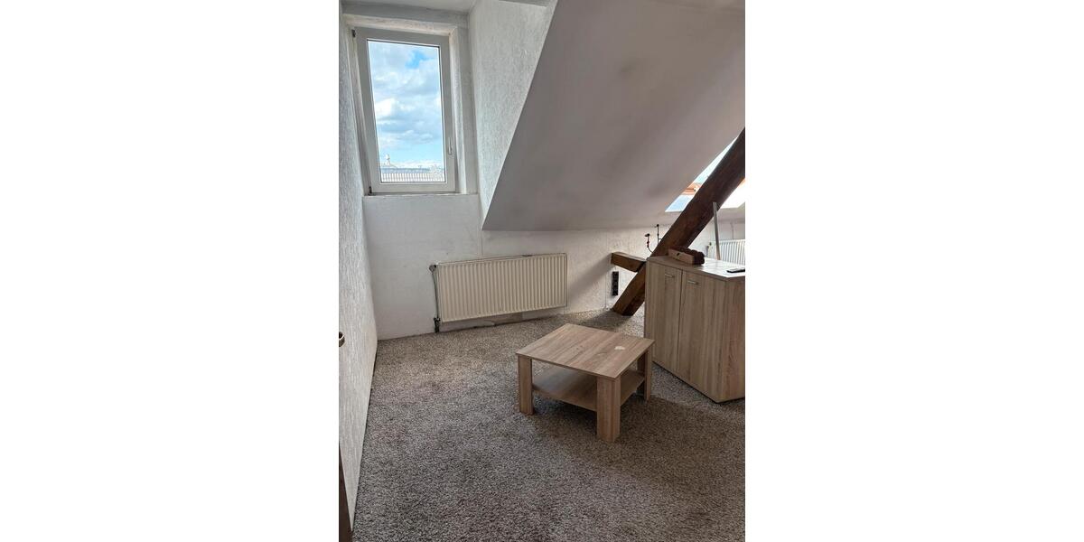 Dachgeschoßwohnung Krefeld Gartenstadt - 6 Zimmer, 109 m&sup2;, 330.000&euro; | Angebot:27413714