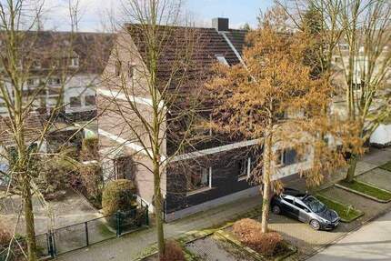 Haus Essen / Altenessen-Nord Altenessen-Nord - 6 Zimmer, 140 m&sup2;, 385.000&euro; | Angebot:25263307