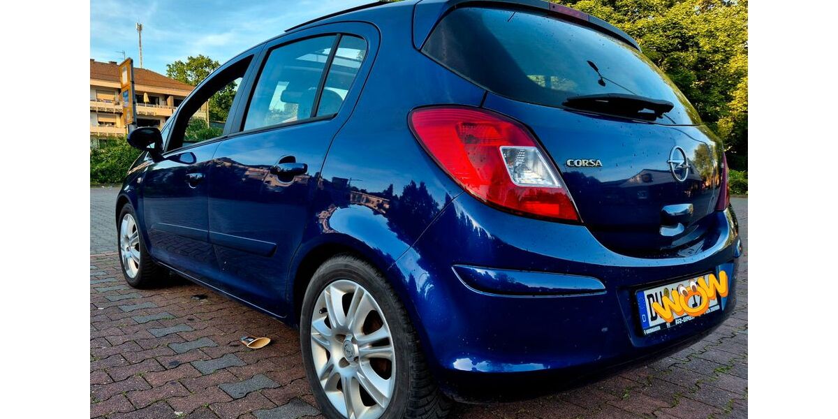 Opel Corsa 178.000 km 2.555 &euro; Duisburg 47137