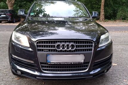 Audi Q7 334.047 km 8.300 &euro; Düsseldorf 40599