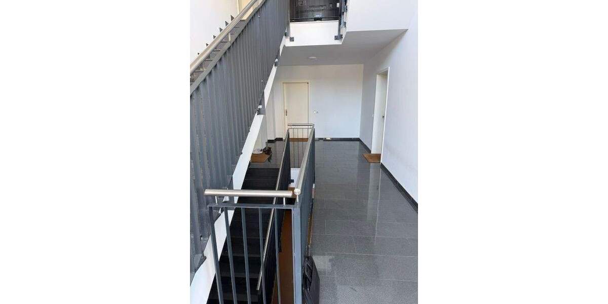 Etagenwohnung Kaarst Vorst - 3 Zimmer, 138 m&sup2;, 2.070&euro; | Angebot:25738962