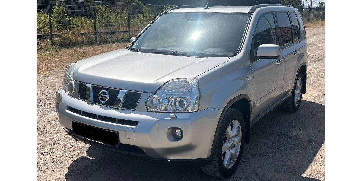 Nissan X-Trail 238.000 km 4.900 &euro; Oberhausen 46047