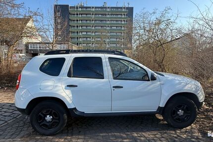 Dacia Duster 79.000 km 9.900 € Duisburg 47057