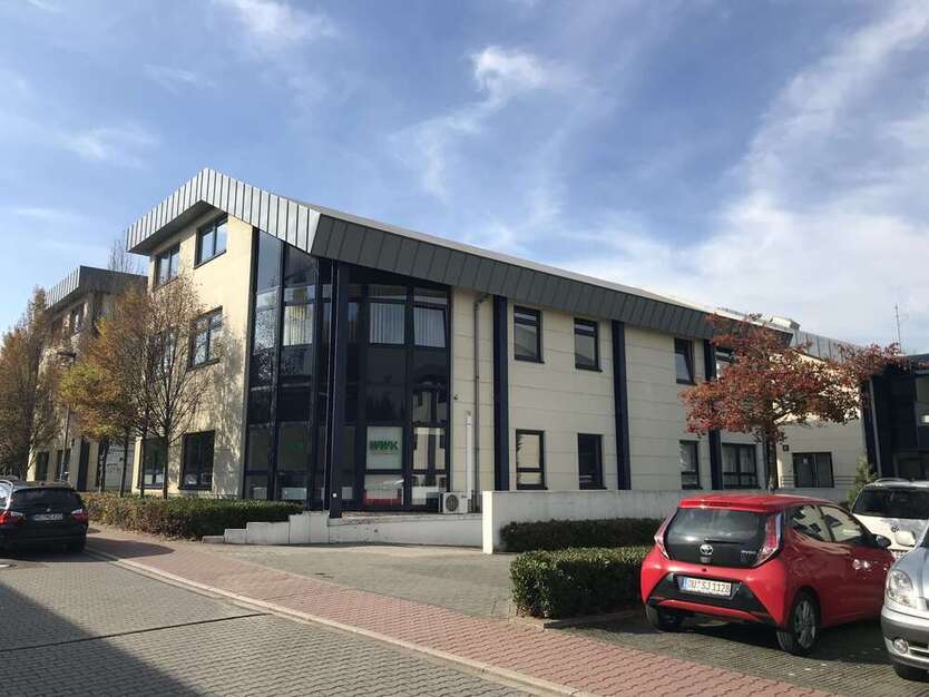 Büro in Moers 7.500.000 € 4589.43 m²