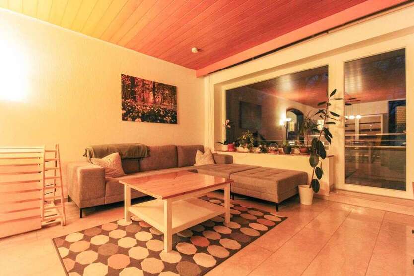 Wohnung zum Kaufen in Duisburg 345.000 € 106.08 m²