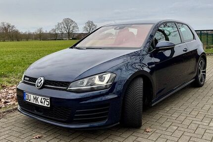 VW Golf 217.135 km 9.999 &euro; Kamp-Lintfort 47475