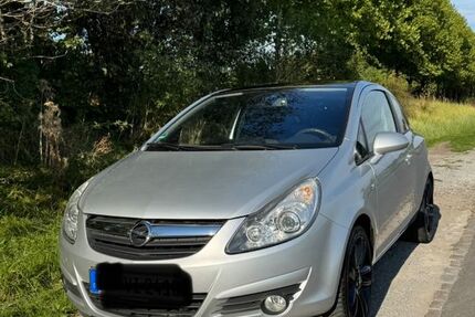 Opel Corsa 125.000 km 3.599 &euro; Düsseldorf 40211