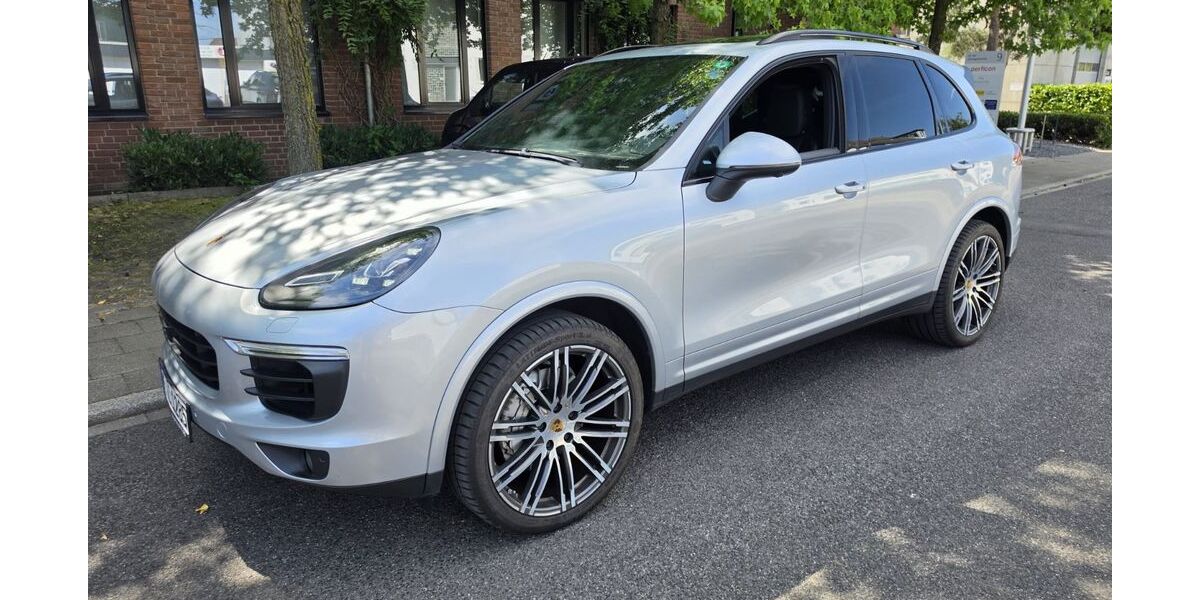 Porsche Cayenne 176.000 km 39.500 &euro; Neuss 41462
