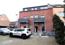Haus zum Kaufen in Oberhausen 420.000 € 201 m²