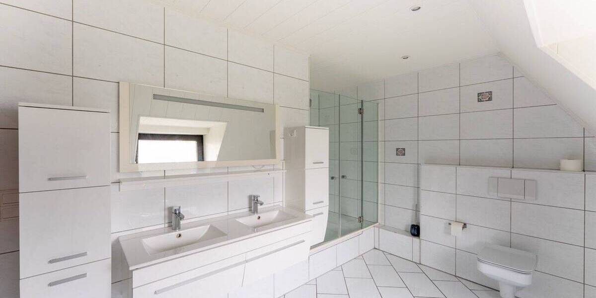 Reihenendhaus Kempen - 5 Zimmer, 136 m&sup2;, 520.000&euro; | Angebot:26805688