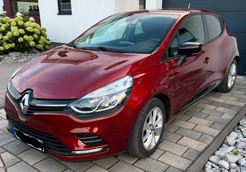 Renault Clio 90.500 km 7.800 € Grefrath 47929