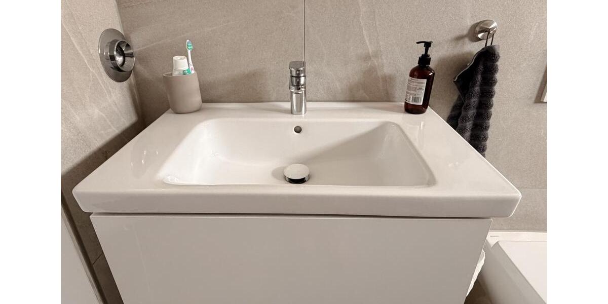 Dachgeschoßwohnung Duisburg Huckingen - 3 Zimmer, 70 m&sup2;, 200.000&euro; | Angebot:27425714