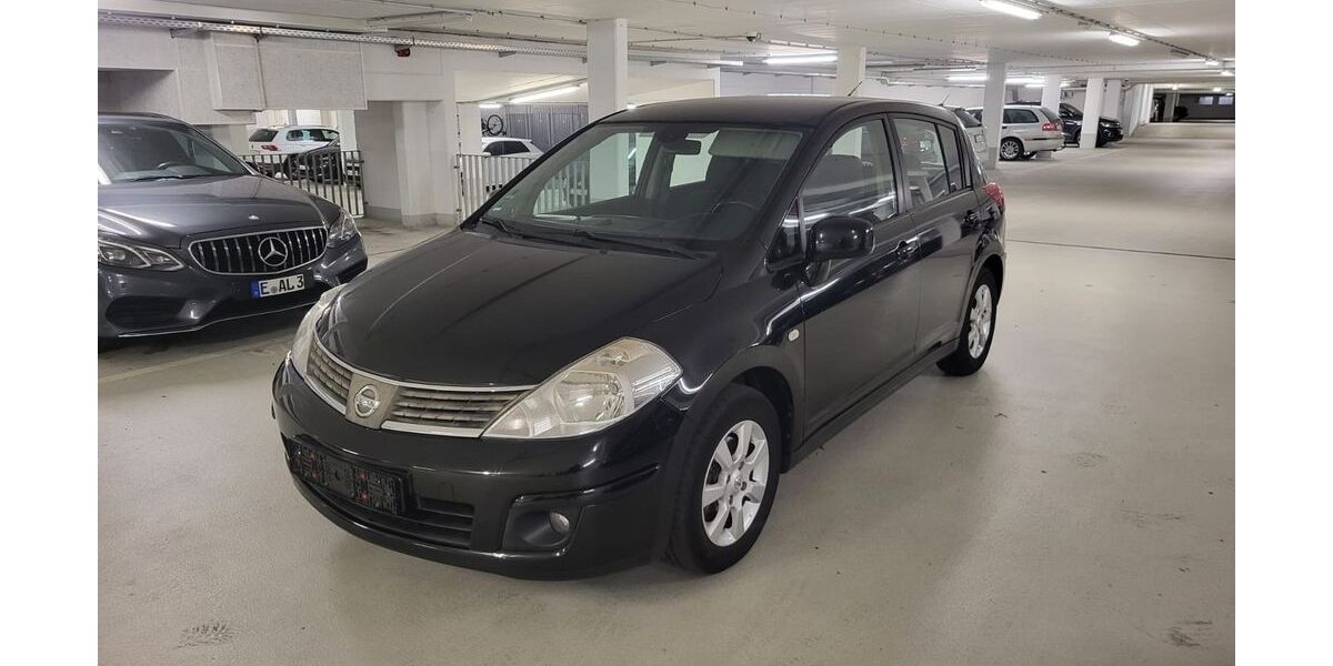 Nissan Tiida 176.000 km 2.000 &euro; Essen 45326