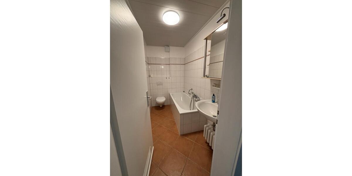 Etagenwohnung Duisburg Rheinhausen - 2 Zimmer, 52 m&sup2;, 650&euro; | Angebot:25405157