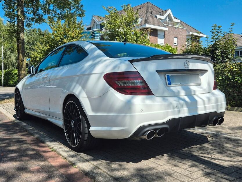 Mercedes-Benz C 250 160.000 km 13.500 € Mülheim an der Ruhr 45481