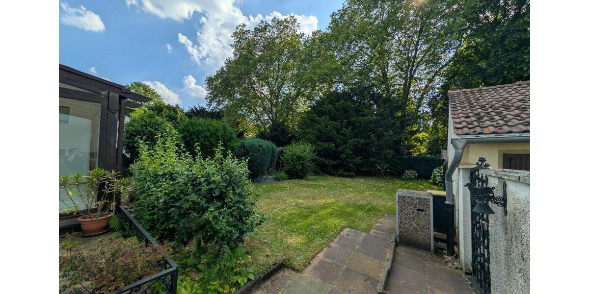 Doppelhaushälfte Essen Stadtbezirk VII - 7 Zimmer, 160 m&sup2;, 420.000&euro; | Angebot:26927326