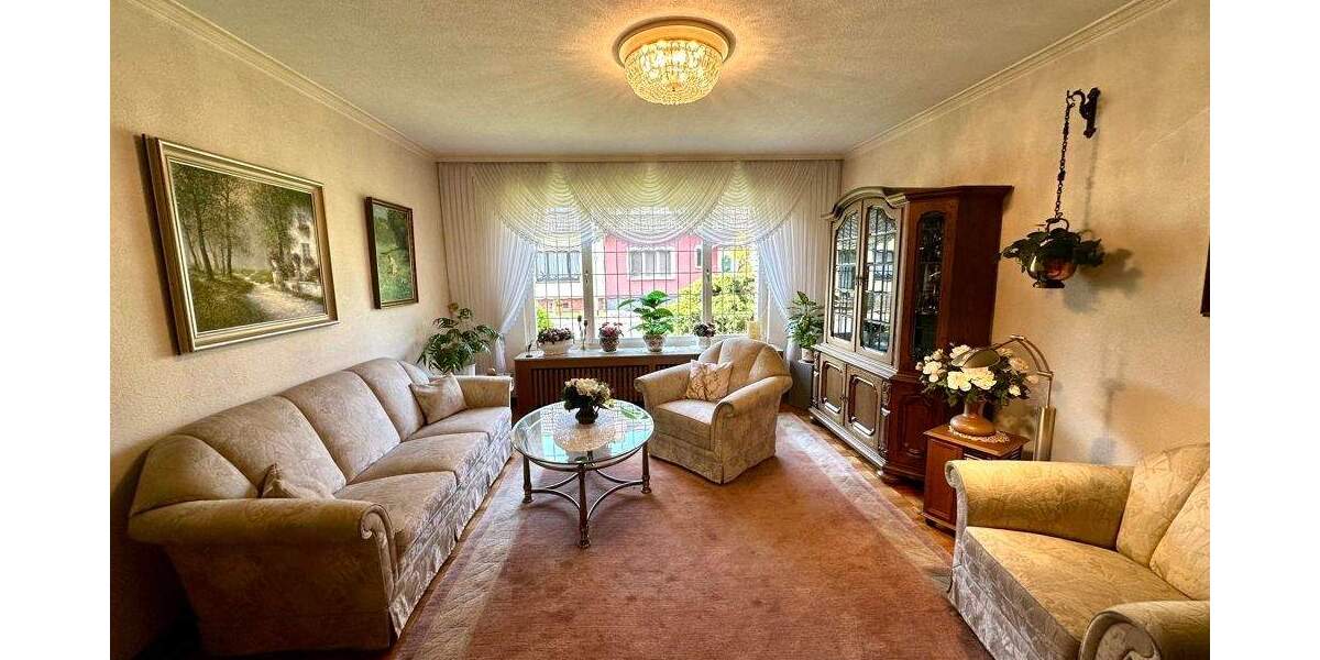 Doppelhaushälfte Duisburg Bergheim - 7 Zimmer, 149 m&sup2;, 379.000&euro; | Angebot:24782879