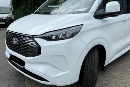 Ford Tourneo Custom 13.000 km 62.475 &euro; Essen 45356