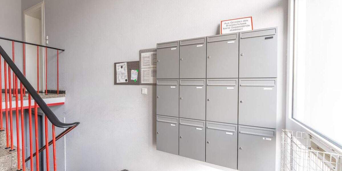 Etagenwohnung Krefeld Kempener Feld/Baakeshof - 6 Zimmer, 188 m&sup2;, 299.000&euro; | Angebot:25736351