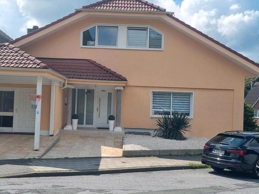 Haus mit Einliegerwohnung, Garage,Blick ins Grüne, Super Lage, zimmer