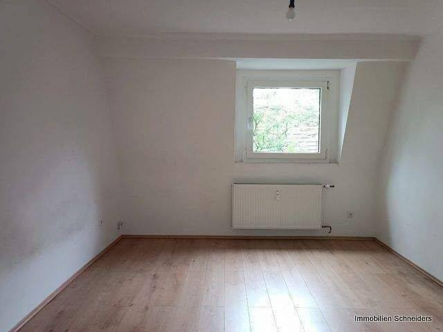 Etagenwohnung Duisburg Obermarxloh - 2 Zimmer, 50 m&sup2;, 400&euro; | Angebot:26909175