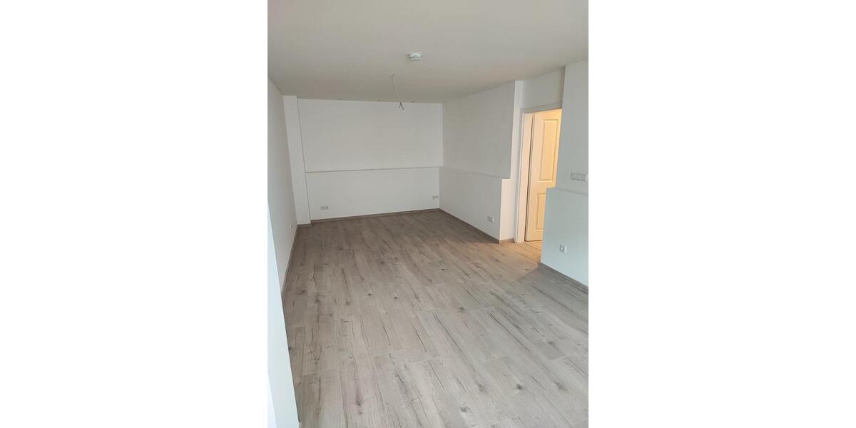 Etagenwohnung Krefeld Cracau - 3 Zimmer, 126 m&sup2;, 1.008&euro; | Angebot:25381668