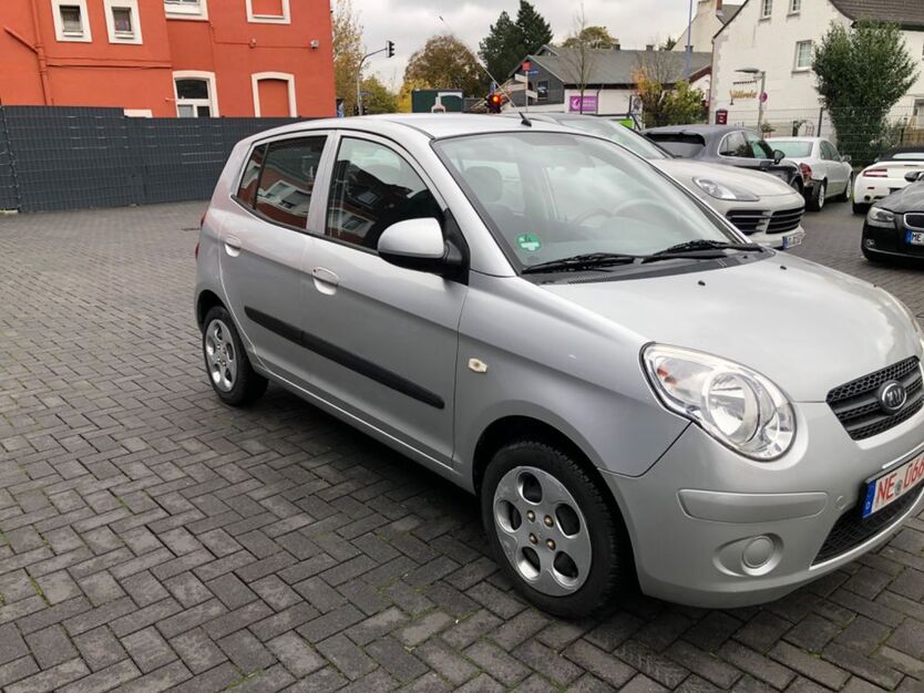 Kia Picanto 27.200 km 3.499 € Meerbusch 40667