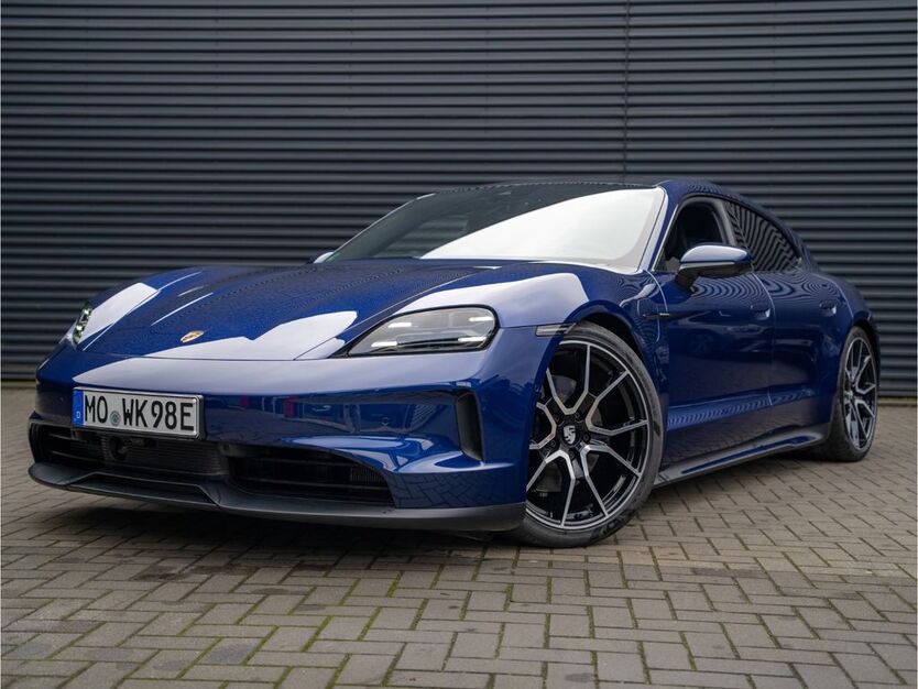 Porsche Taycan 13.999 km 114.890 € Moers 47441