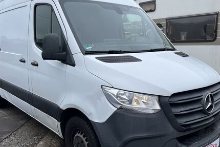 Mercedes-Benz Sprinter 230.473 km 21.000 &euro; Düsseldorf 40233