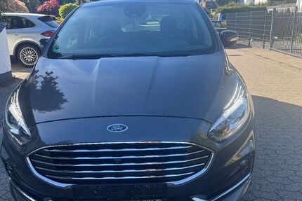 Ford S-Max 74.900 km 22.990 &euro; Ratingen 40885