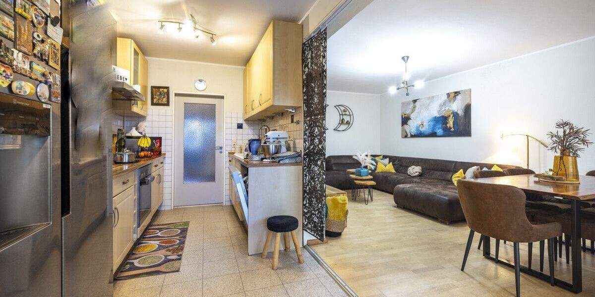 Etagenwohnung Meerbusch Büderich - 4 Zimmer, 93 m&sup2;, 340.000&euro; | Angebot:24278295