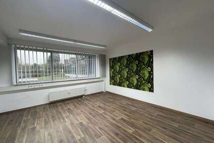 Büro in Meerbusch 2.700 € 234 m²
