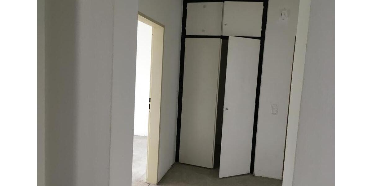 Etagenwohnung Duisburg Duisburg-Mitte - 3 Zimmer, 67 m&sup2;, 689&euro; | Angebot:26677816