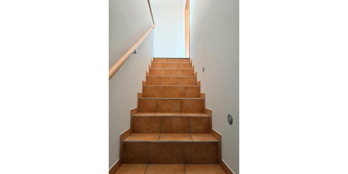 Reihenhaus Duisburg Rheinhausen - 3.5 Zimmer, 105 m&sup2;, 1.350&euro; | Angebot:25358173