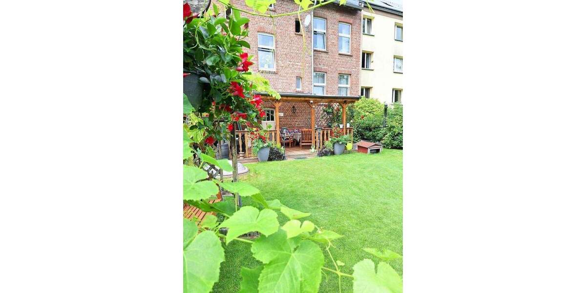 Mehrfamilienhaus, Wohnhaus Krefeld Linn - 8 Zimmer, 204 m&sup2;, 599.000&euro; | Angebot:25755263