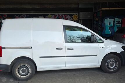 VW Caddy 129.000 km 10.500 &euro; Düsseldorf 40595