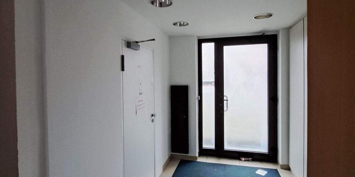 Gewerbeobjekt Duisburg Untermeiderich - 6 Zimmer, 380 m&sup2;, 3.200&euro; | Angebot:23953788