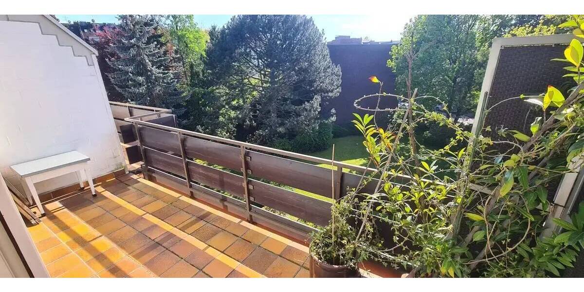 Etagenwohnung Düsseldorf Bilk - 3 Zimmer, 101 m&sup2;, 567.000&euro; | Angebot:26879322